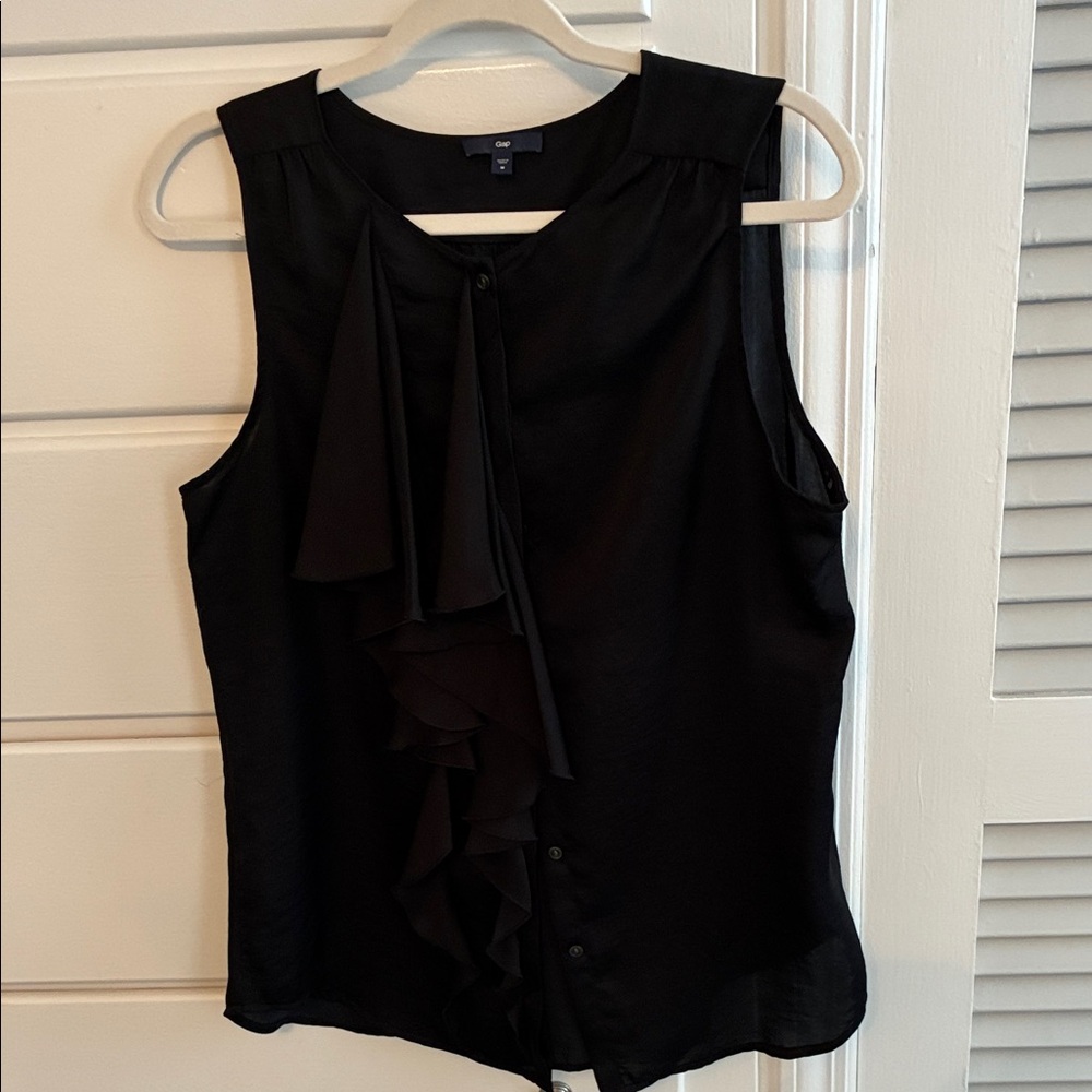 GAP Elegant Black Sleeveless Blouse